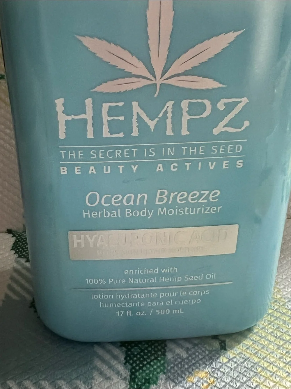Hempz Ocean Breeze Herbal Body Moisturizer - Light Blue Bottle Factory Sealed.